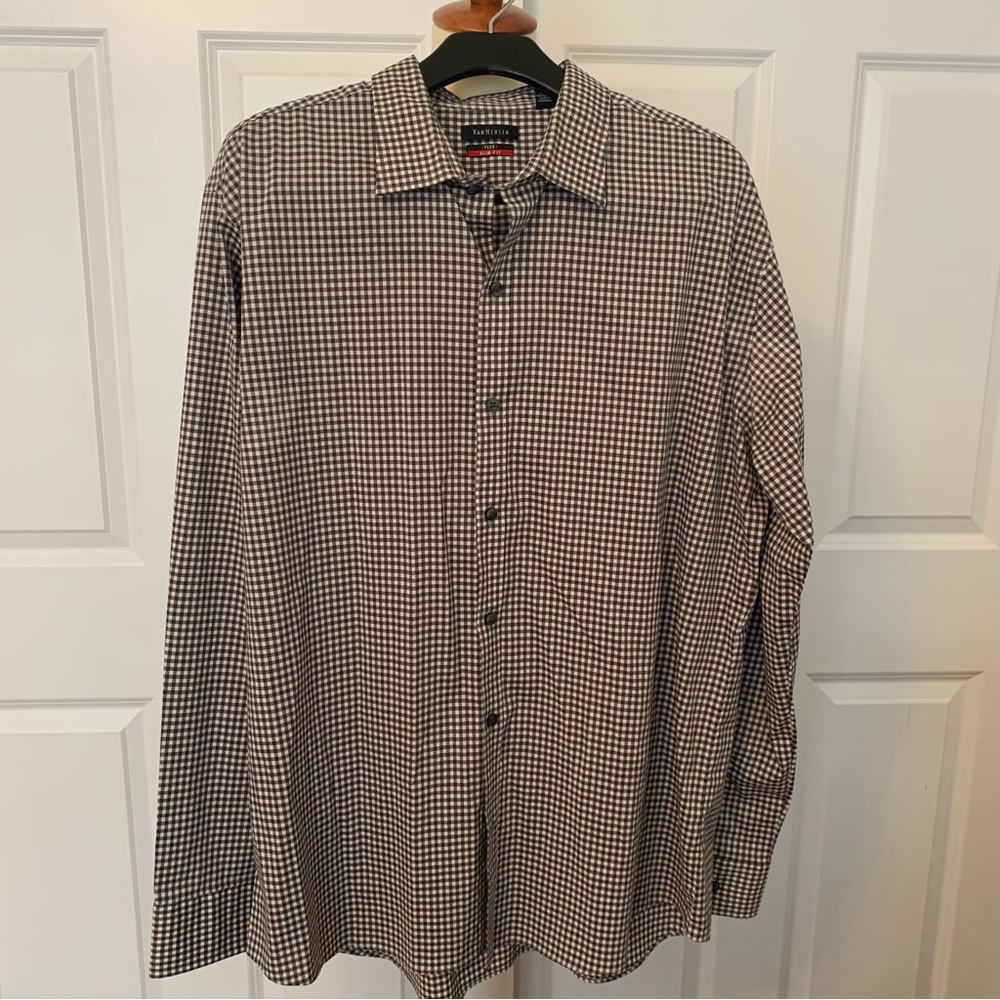 Van Heusen Men’s Slim Fit Black/White Checked Dress Shirt